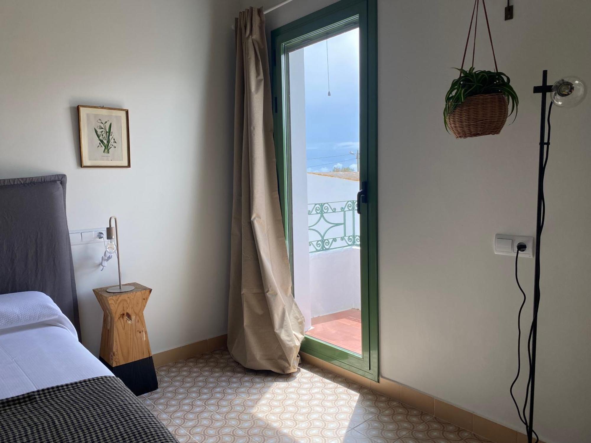 Les Filles Hotel Deltebre Ngoại thất bức ảnh