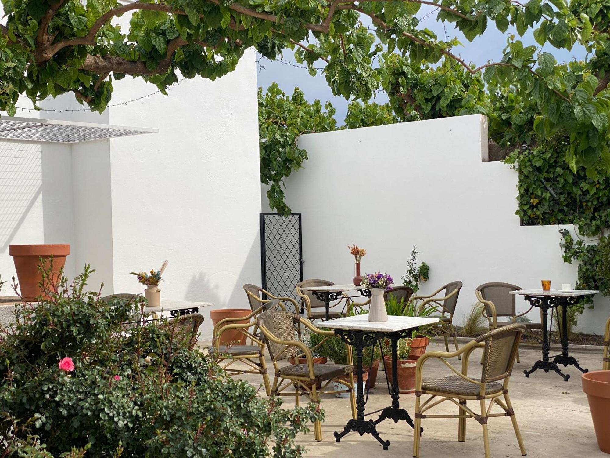 Les Filles Hotel Deltebre Ngoại thất bức ảnh